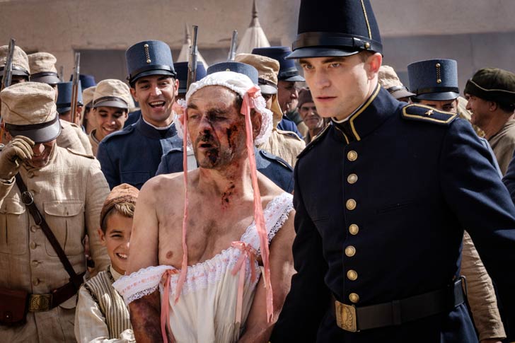 Robert Pattinson in Waiting for the Barbarians</em> © Constantin Film